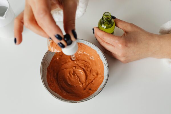 Make Skin Bright With Minimalistic Skincare Care (Science Evidence Behind It)